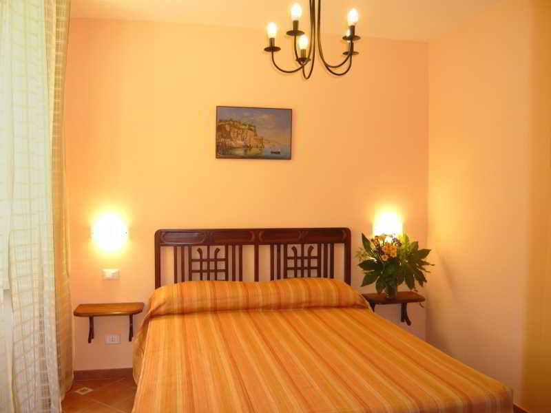 Dolcevitasorrento Guest House Екстер'єр фото